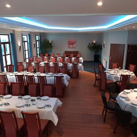 קלופנבורג Hotel Schloemer מראה חיצוני תמונה