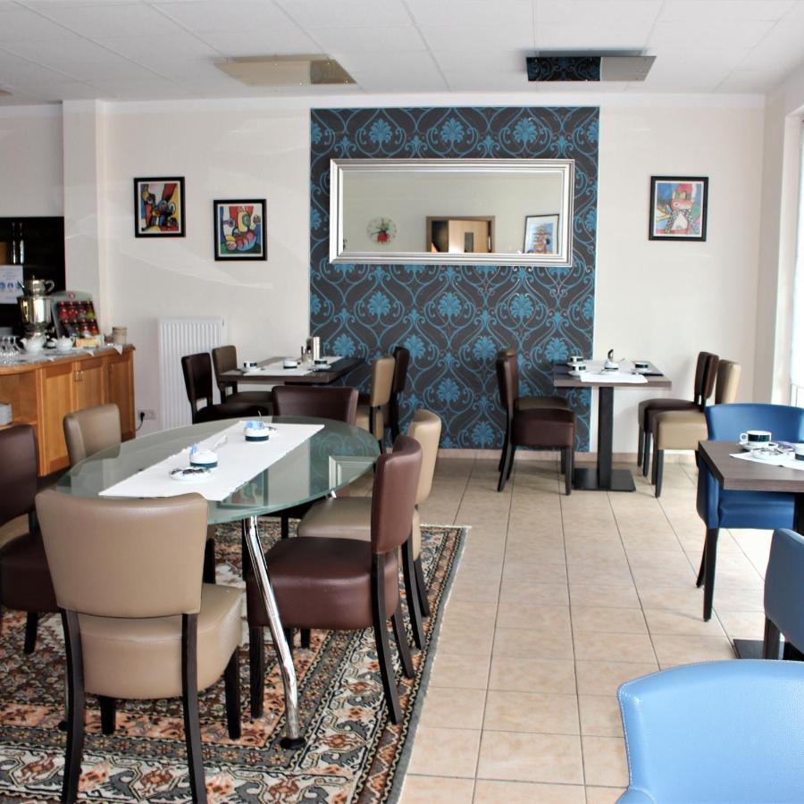 קלופנבורג Hotel Schloemer מראה חיצוני תמונה