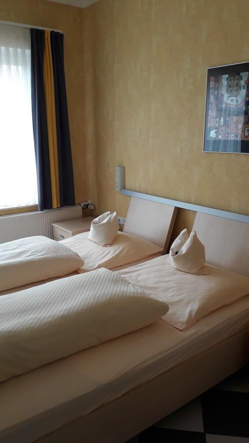 קלופנבורג Hotel Schloemer מראה חיצוני תמונה